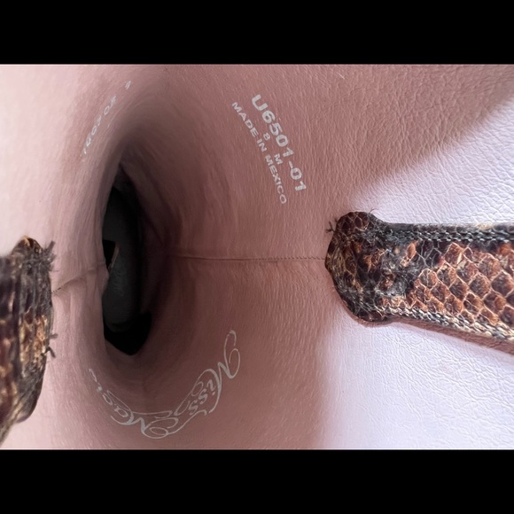 MISS MACIE SNAKIN’ IT BOOTS. ✨BRAND NEW✨ - Picture 7 of 7